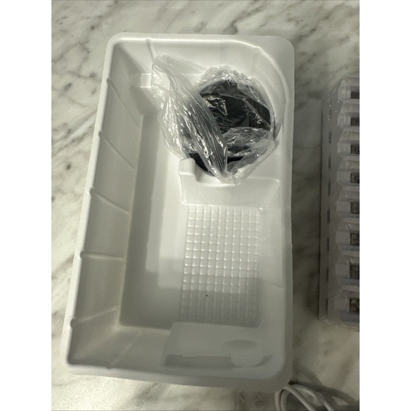 Michael Todd Sonicsmooth Pro+ Sonic Dermaplaning and Facial Hair/Open Box/NEW - Picture 10 of 16